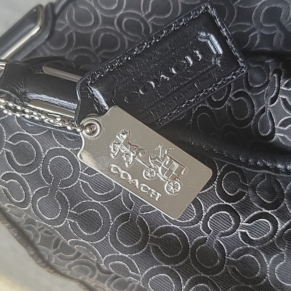 Coach purse - Picture 4 of 8